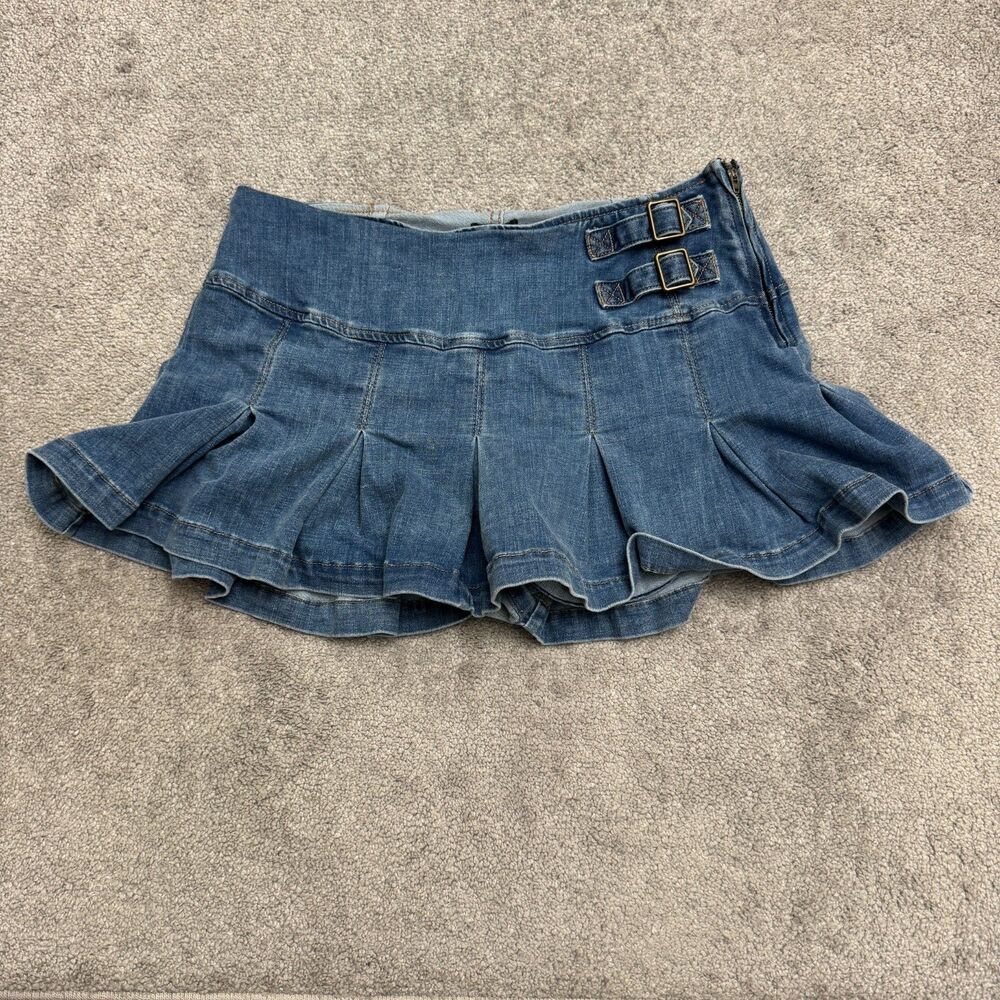 Wild Fable Pleated Denim Mini Skort Womens 12 Blue Y2K Buckle Accent Stretch